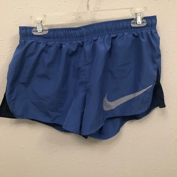 NIKE Short - Picture 1 of 4
